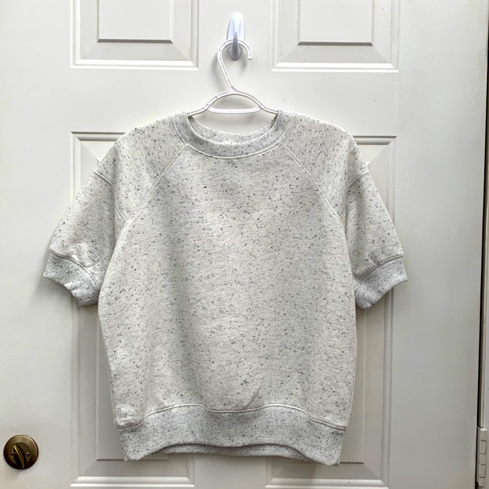 Aerie
Short Sleeve Sweatshirt
Size: XS
Color: Gray